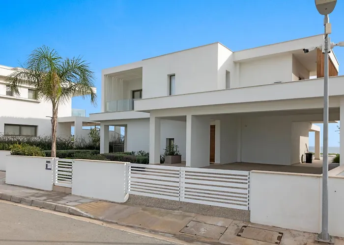 Serenity Waves 5 Larnaca