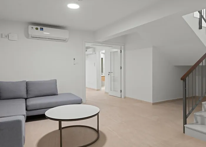 Serenity Waves 5 Lárnaca